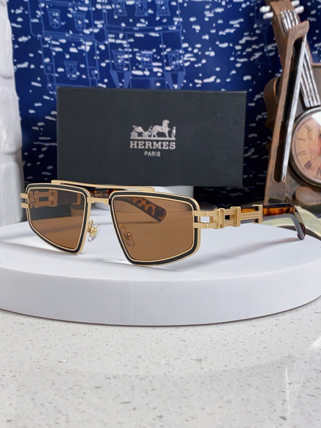 Hermès Fashion Brown Lens Sunglasses for Men & Women - 158695