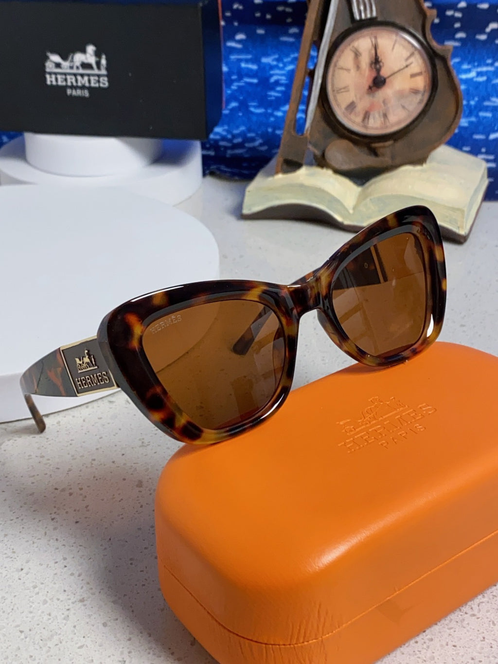 Hermès Cat-Eye Brown Lens Sunglasses for Men & Women - 358924 - detail image 10