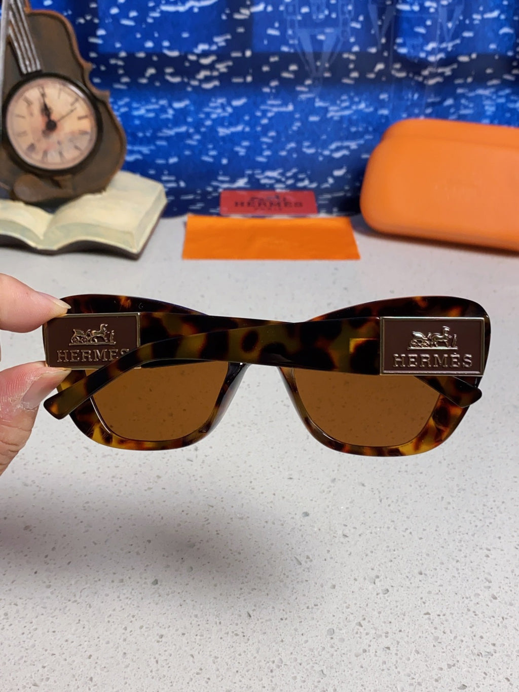 Hermès Cat-Eye Brown Lens Sunglasses for Men & Women - 358924 - detail image 5