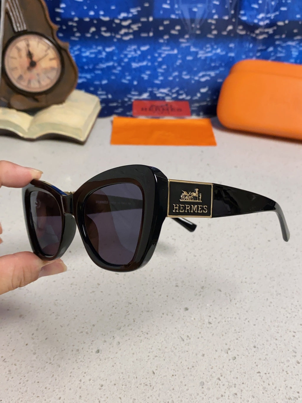 Hermès Cat-Eye Black Lens Sunglasses for Men & Women - 358926 - detail image 6
