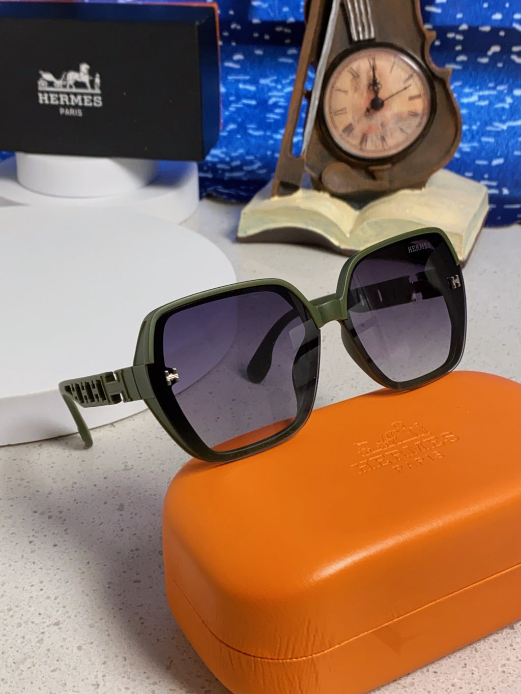 Hermès Polarized Round Silver Lens Sunglasses for Women - 358928 - detail image 10