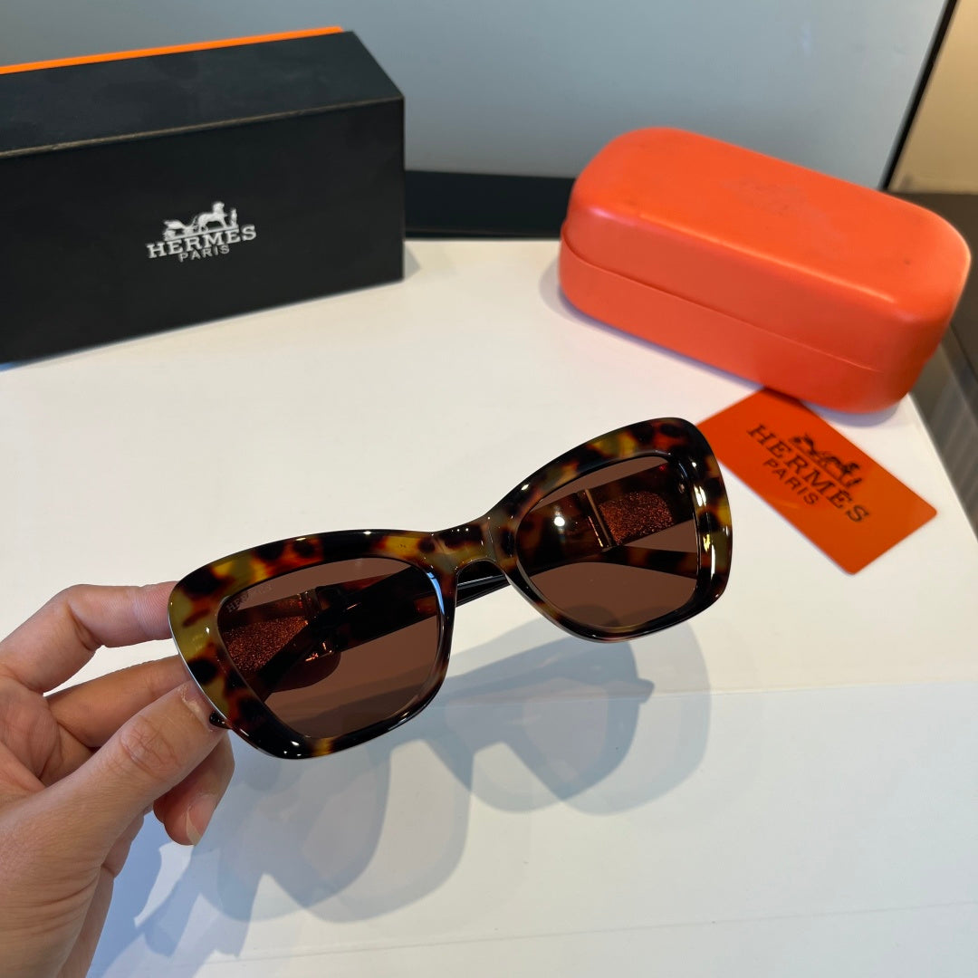 Hermès Oversized Black Lens Sunglasses for Women - 158683 - detail image 10