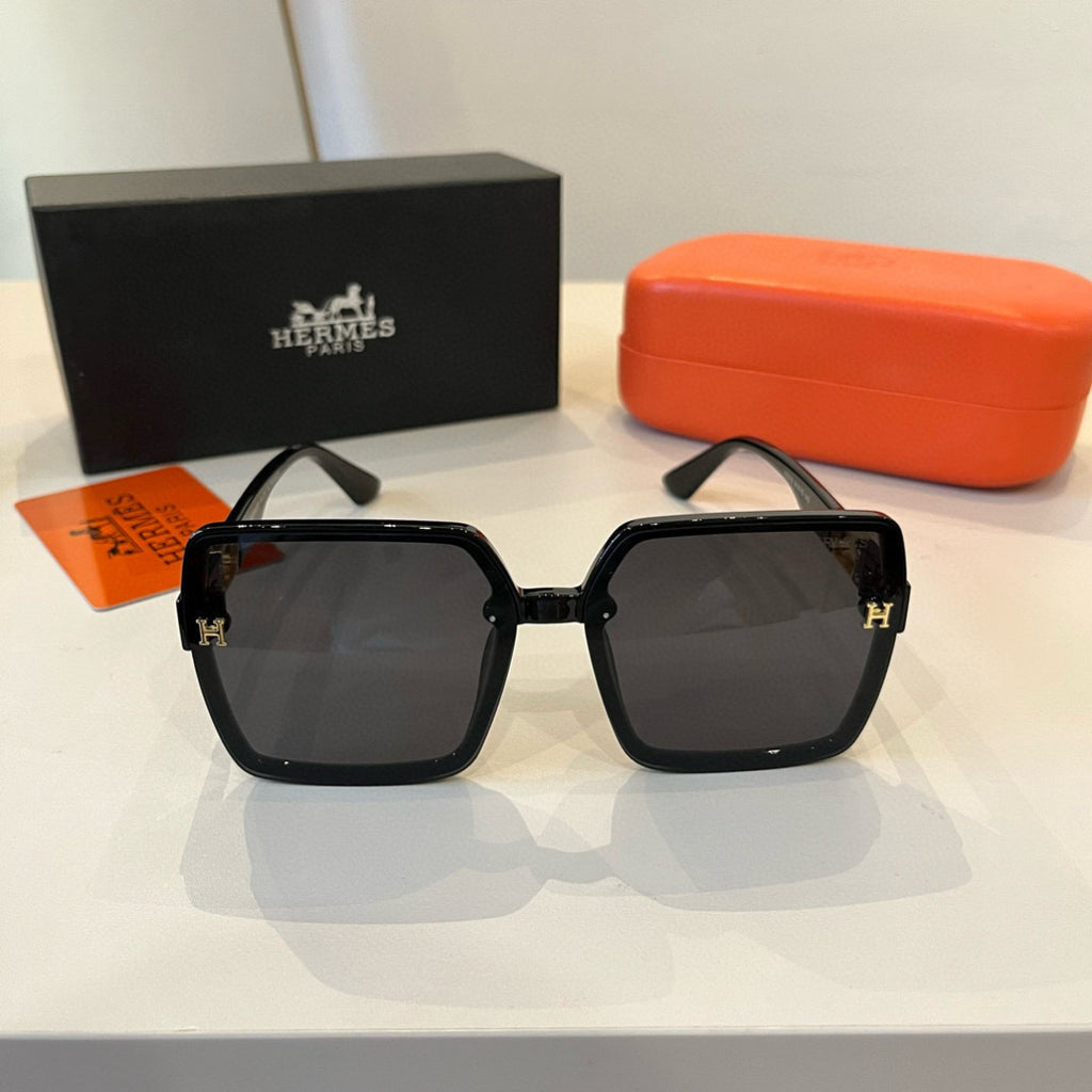 Hermès Round Black Lens Sunglasses for Women - 358938 - detail image 4